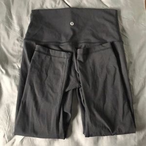 LuLuLemon Wunder Under Crop Leggings